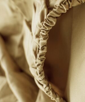 satina-palags-ar-gumiju-honey-gumija