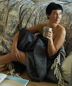 vilnas-pleds-twist-noir-ar-modeli