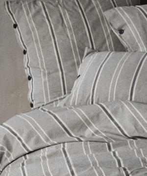 kokvilnas-gultas-velas-komplekts-chambray-sense-ar-pogam