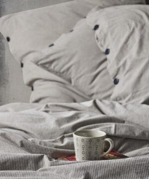 kokvilnas-gultas-velas-komplekts-chambray-shirt-antracite-pelekam-stripam