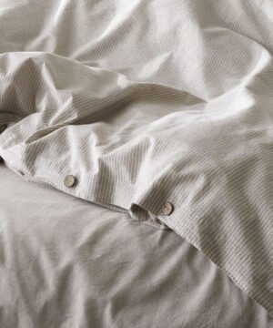 kokvilnas-gultas-velas-komplekts-chambray-shirt-brown-aizdare-pogas