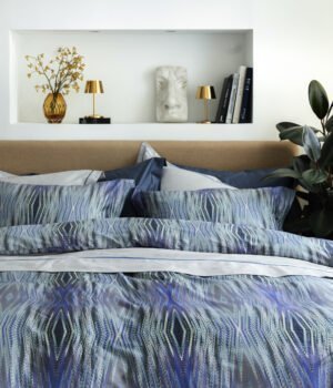 satina-gultas-velas-komplekts-creation-of-the-world-blue-saklats