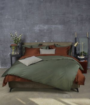 satina-gultas-velas-komplekts-forest-vienkrasains