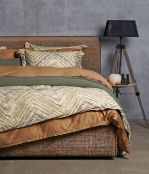 satina-gultas-velas-komplekts-sunset-dunes-gulta-mala