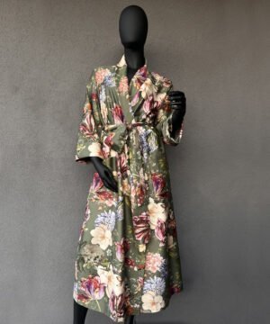 Satīna halāts Magic Garden Moss puķains