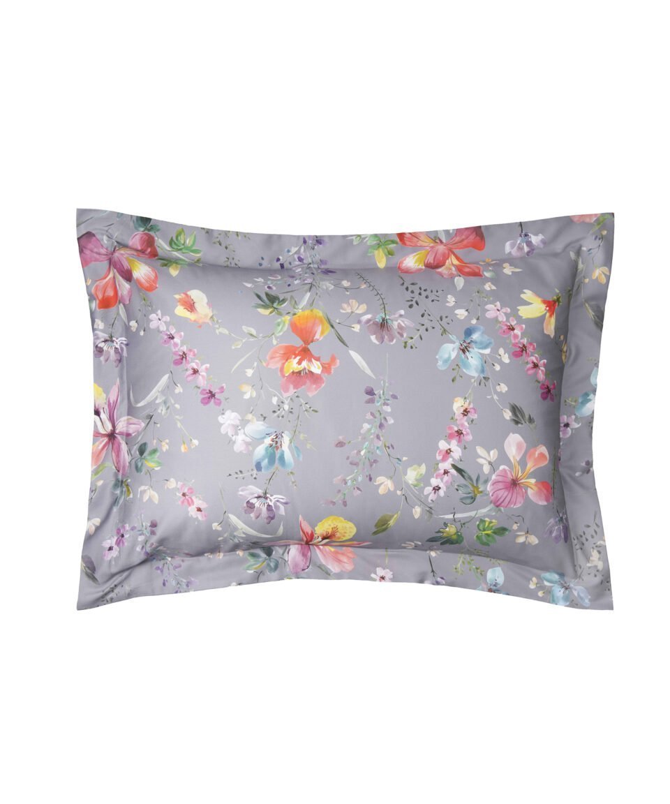 Satīna spilvendrāna Weekend Blooms