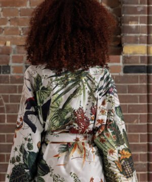 moooi-kimono-satina-halats-dzunglu-tema-ivory-no-aizmugures