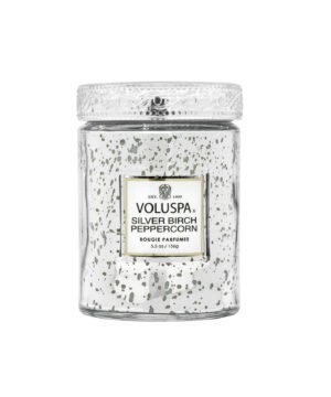 Voluspa aromātiskā svece Silver Birch trauciņā ar vāciņu