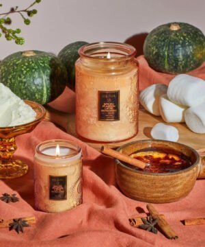 Voluspa aromātiskā svece Spiced Pumpkin stikla trauciņā