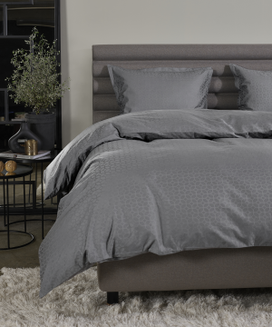 zakarda-satina-gultas-vela-anthracite-peleka