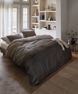 satina-gultas-vela-carter-brown-g