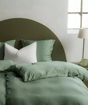 vienkrasaina-satina-gultas-vela-enjoy-green-zala