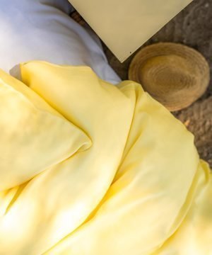 vienkrasaina-satina-gultas-vela-enjoy-yellow-kokvilna