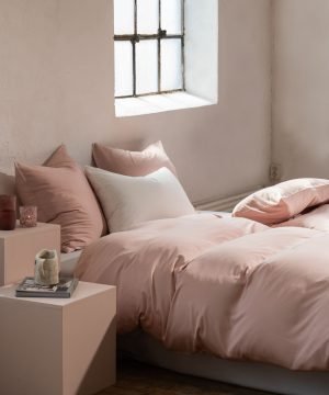 satina-gultas-vela-bambusa-roza-g