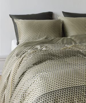 satina-gultas-vela-lofty-olive-green-zalos-tonos